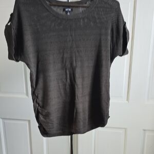 Women's Army Green Short Sleeve Top